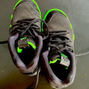 Basketball shoes for toddler